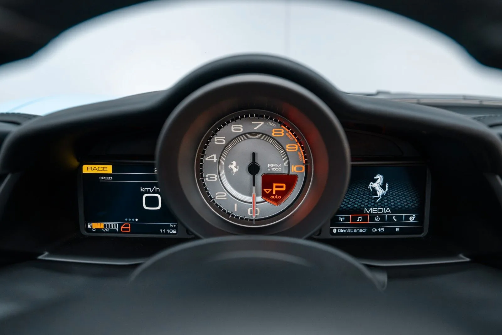 2018 Ferrari 488 Spider, 26/27