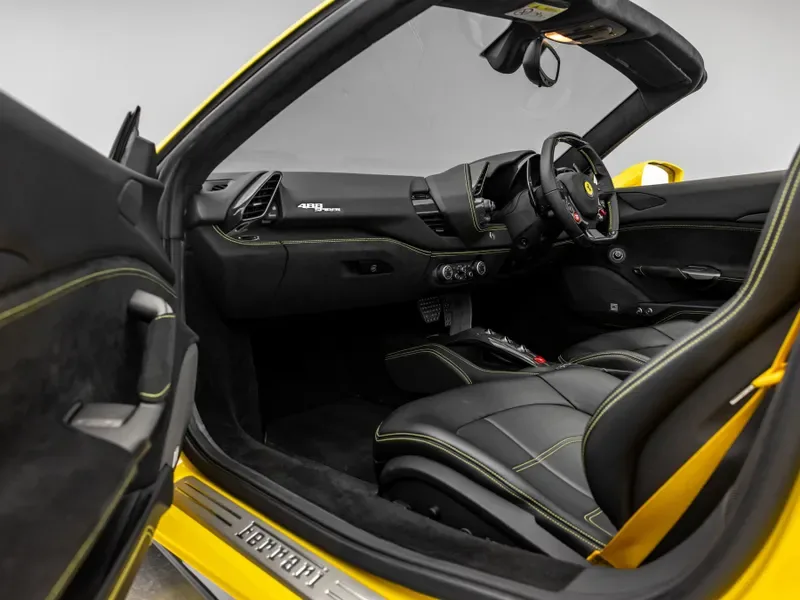 2018 Ferrari 488 Spider, 25/30
