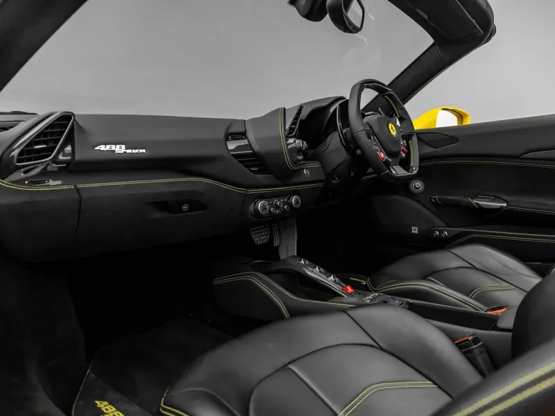 2018 Ferrari 488 Spider, 26/30