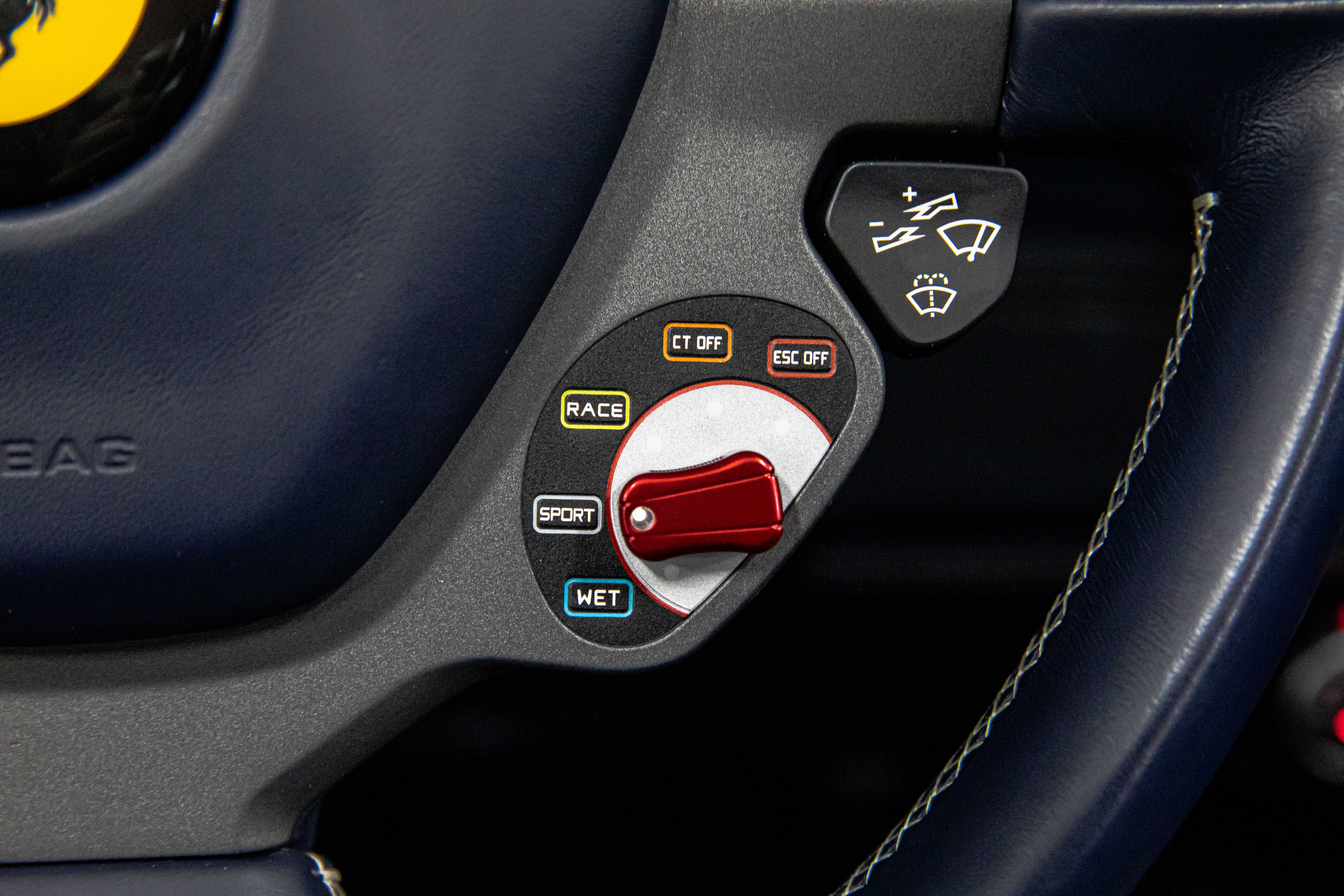 2018 Ferrari 488 Spider offered by a specialist dealer in Milan, Italy, photo 3 of 20