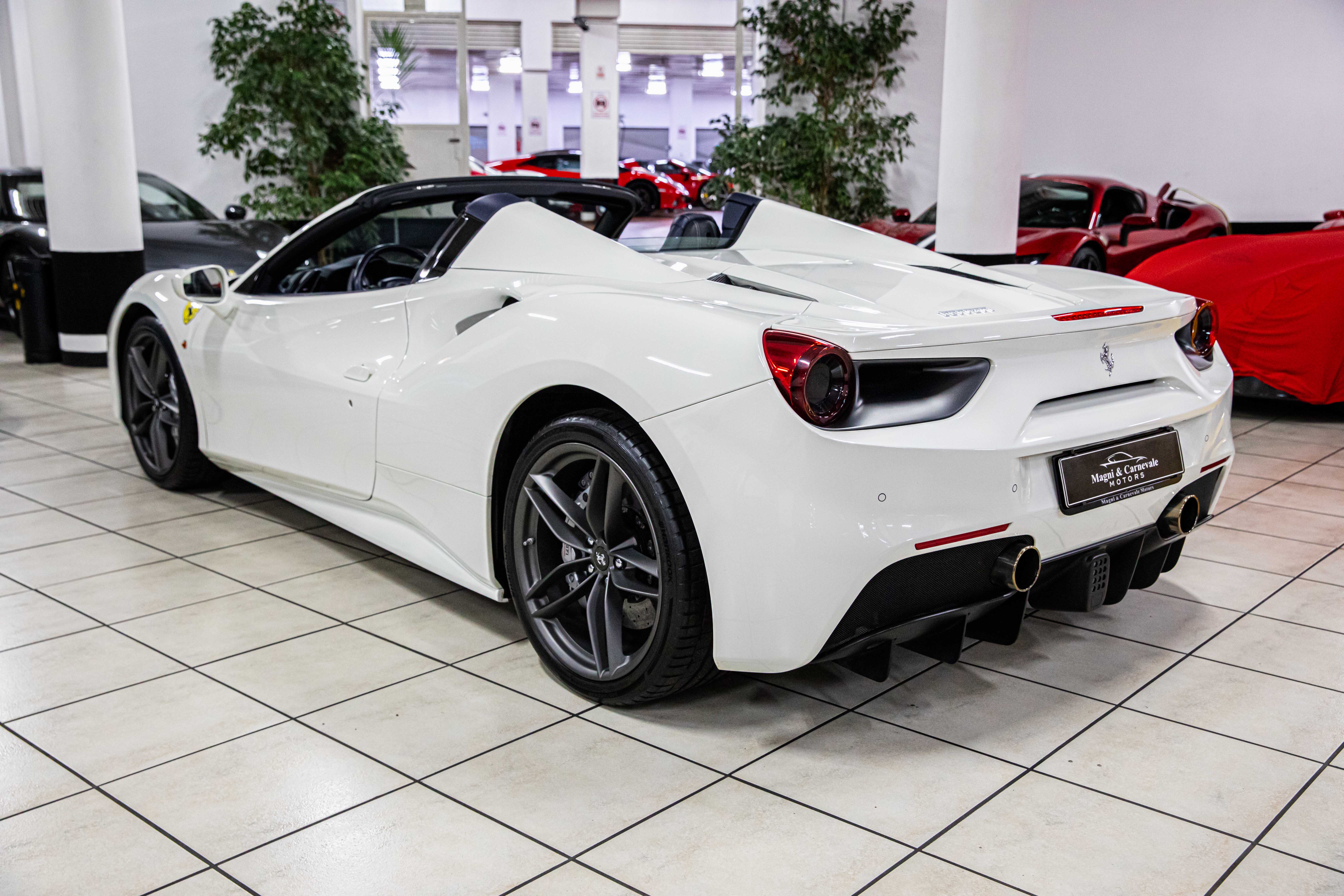 2018 Ferrari 488 Spider offered by a specialist dealer in Milan, Italy, photo 7 of 20