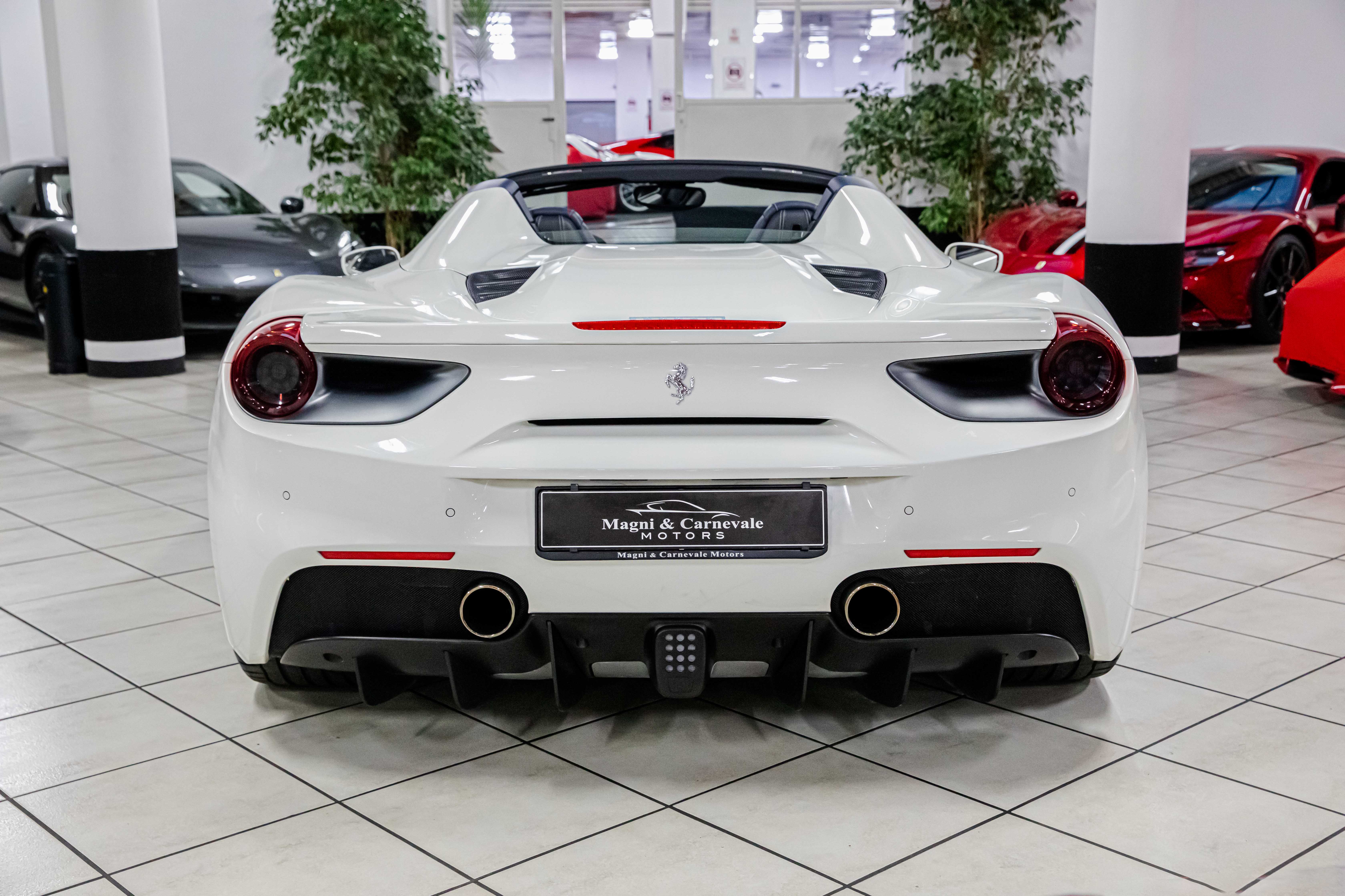 2018 Ferrari 488 Spider offered by a specialist dealer in Milan, Italy, photo 15 of 20