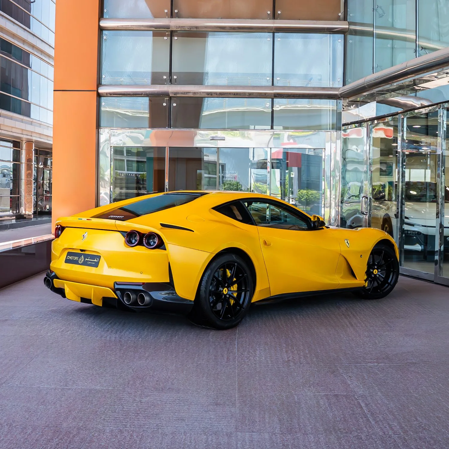 2018 Ferrari 812 Superfast angeboten von einem Fachhändler in Dubai, Vereinigte Arabische Emirate, Foto 5 von 24