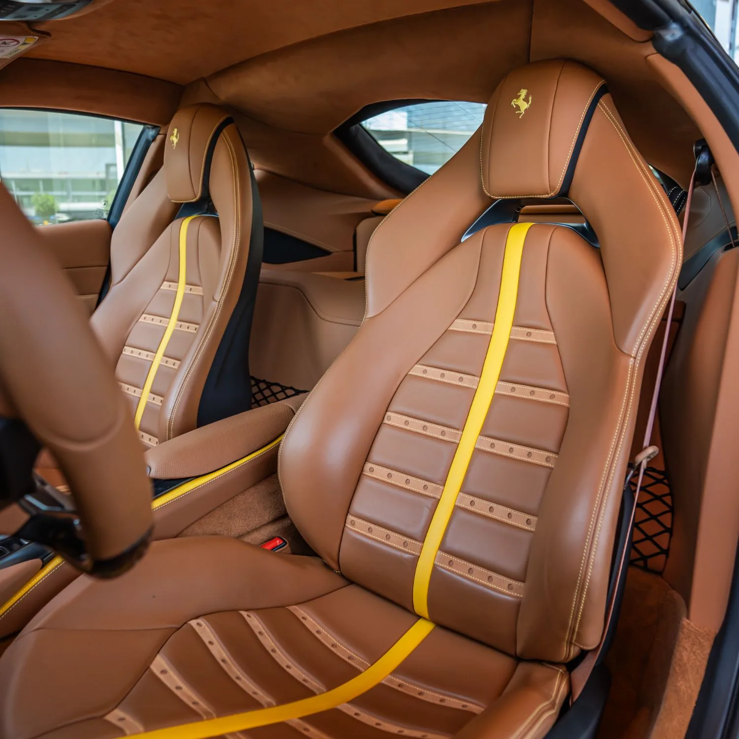 2018 Ferrari 812 Superfast angeboten von einem Fachhändler in Dubai, Vereinigte Arabische Emirate, Foto 21 von 24