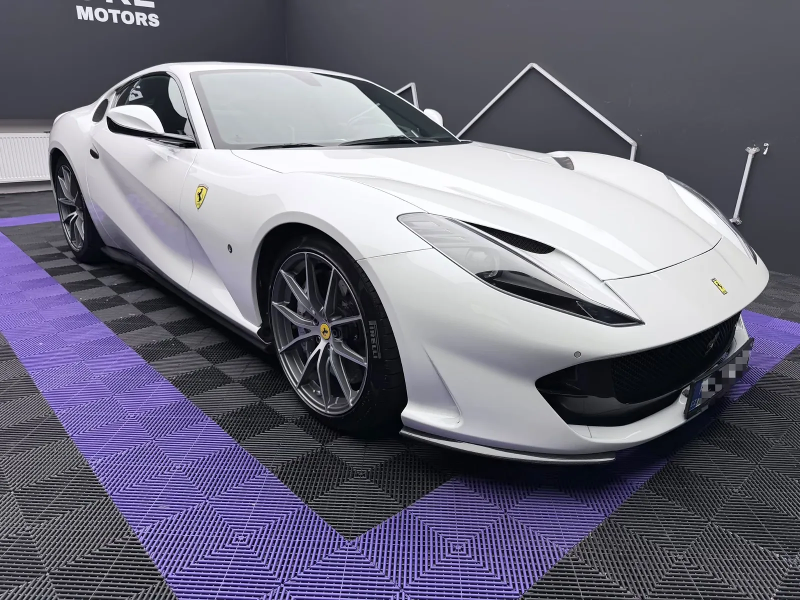 2018 Ferrari 812 Superfast, 5/23