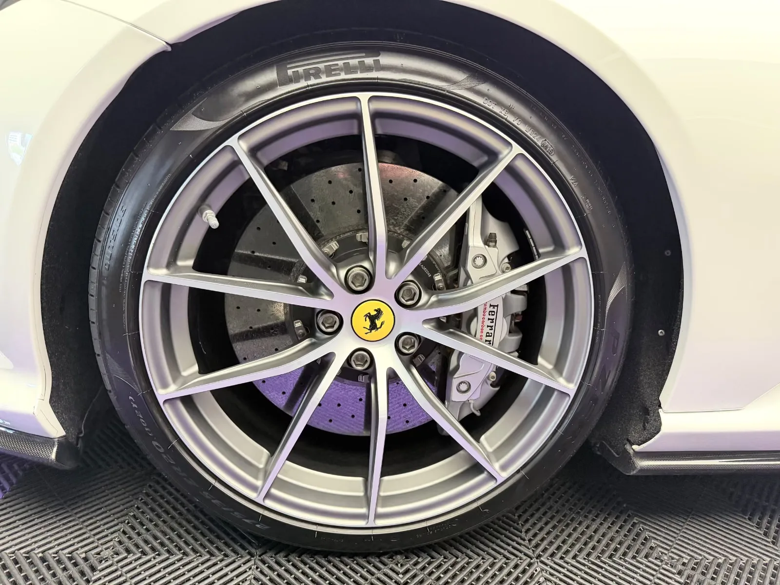 2018 Ferrari 812 Superfast, 9/23