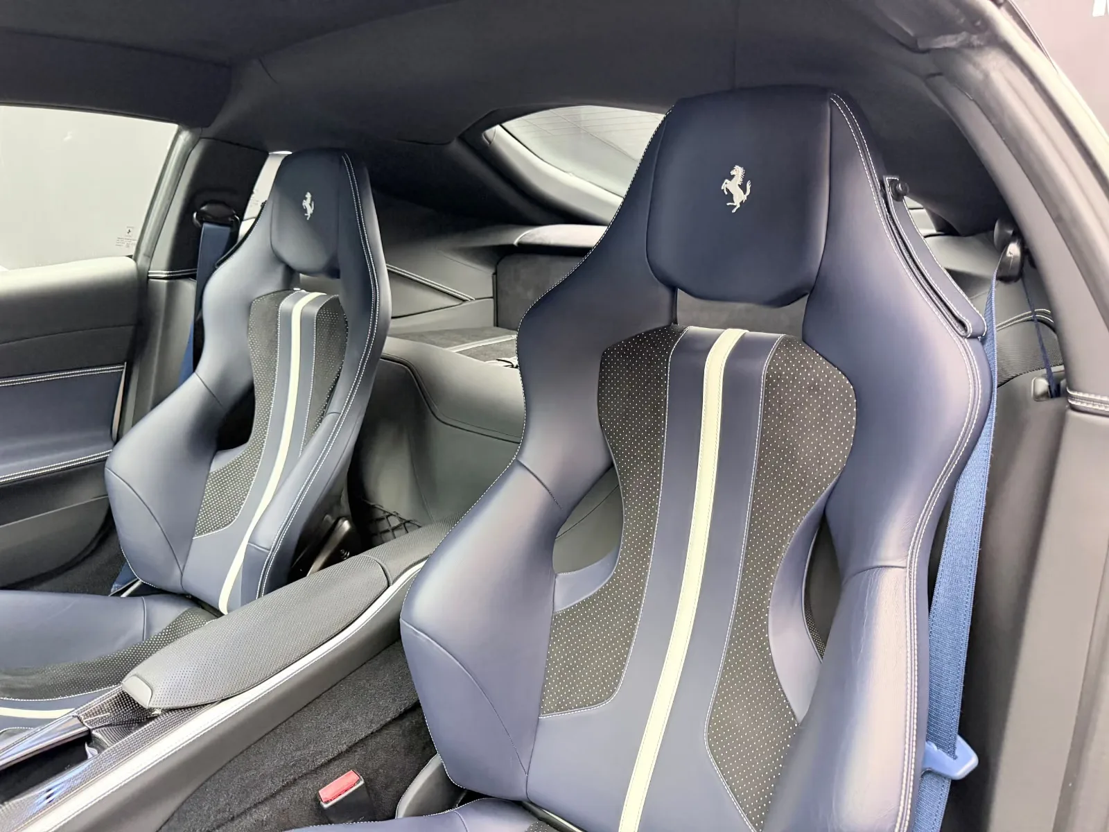 2018 Ferrari 812 Superfast, 12/23