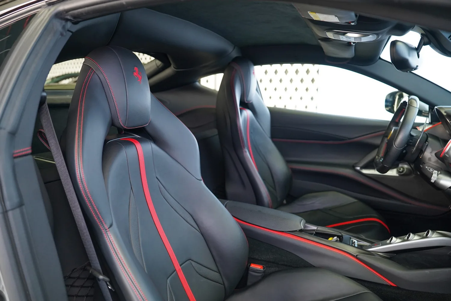 2018 Ferrari 812 Superfast, 13/14