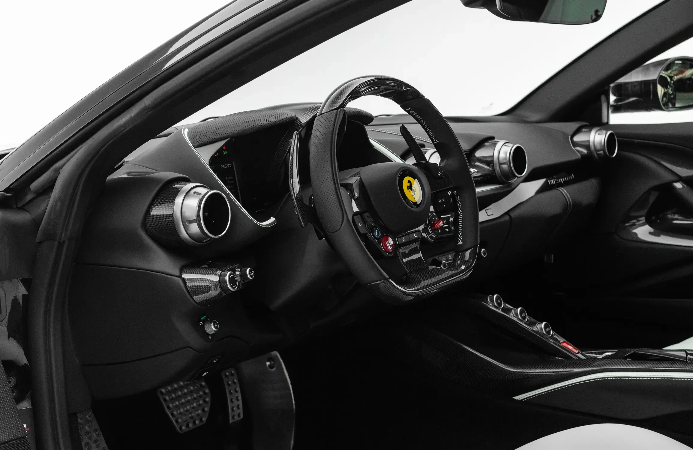 2018 Ferrari 812 Superfast, 5/30