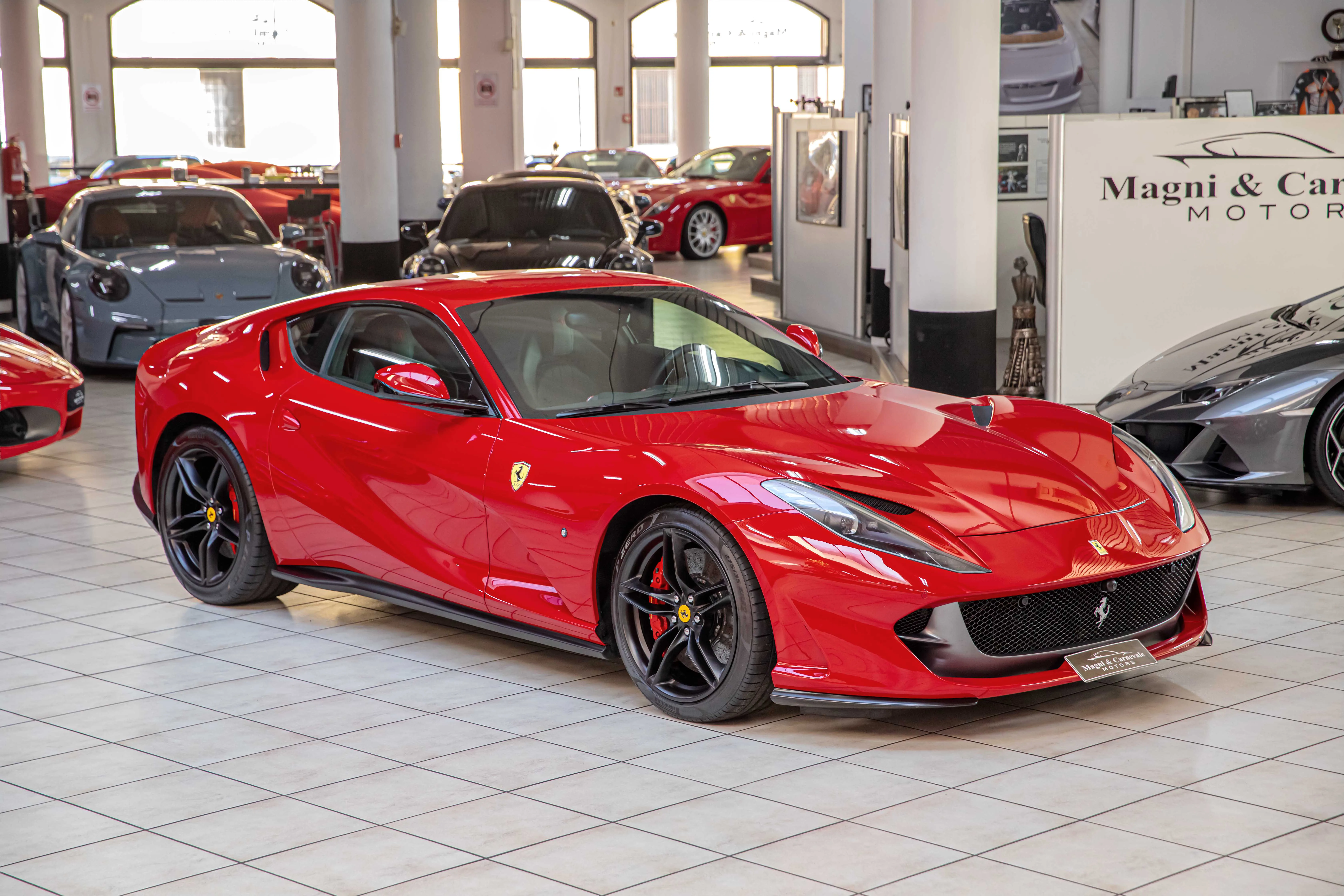 2018 Ferrari 812 Superfast, 2/30