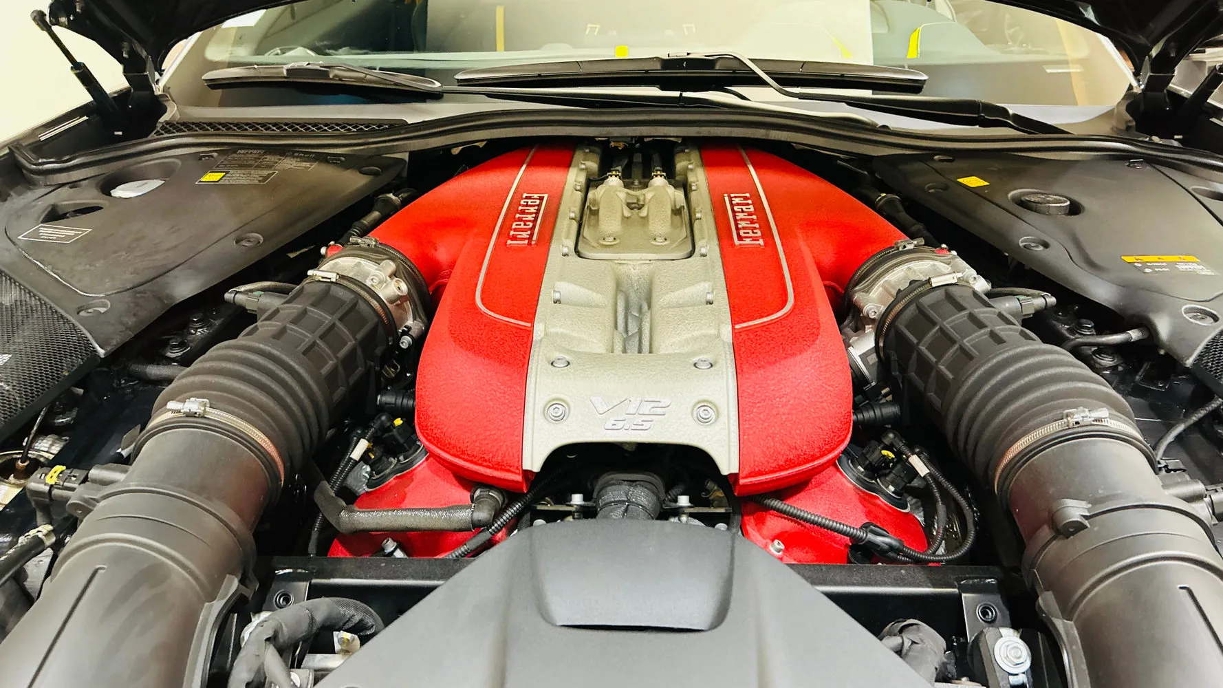 2018 Ferrari 812 Superfast, 12/23