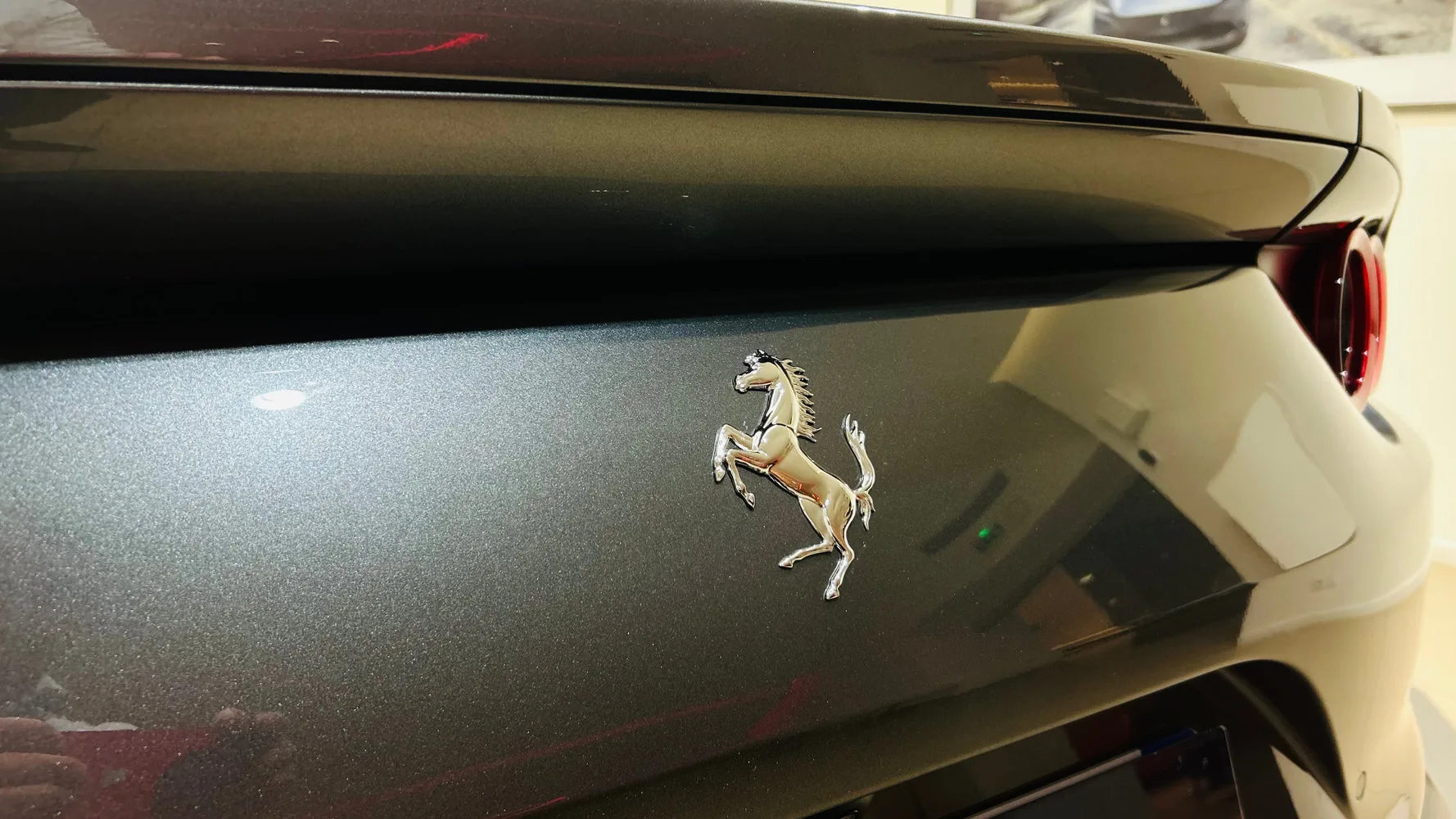 2018 Ferrari 812 Superfast, 20/23