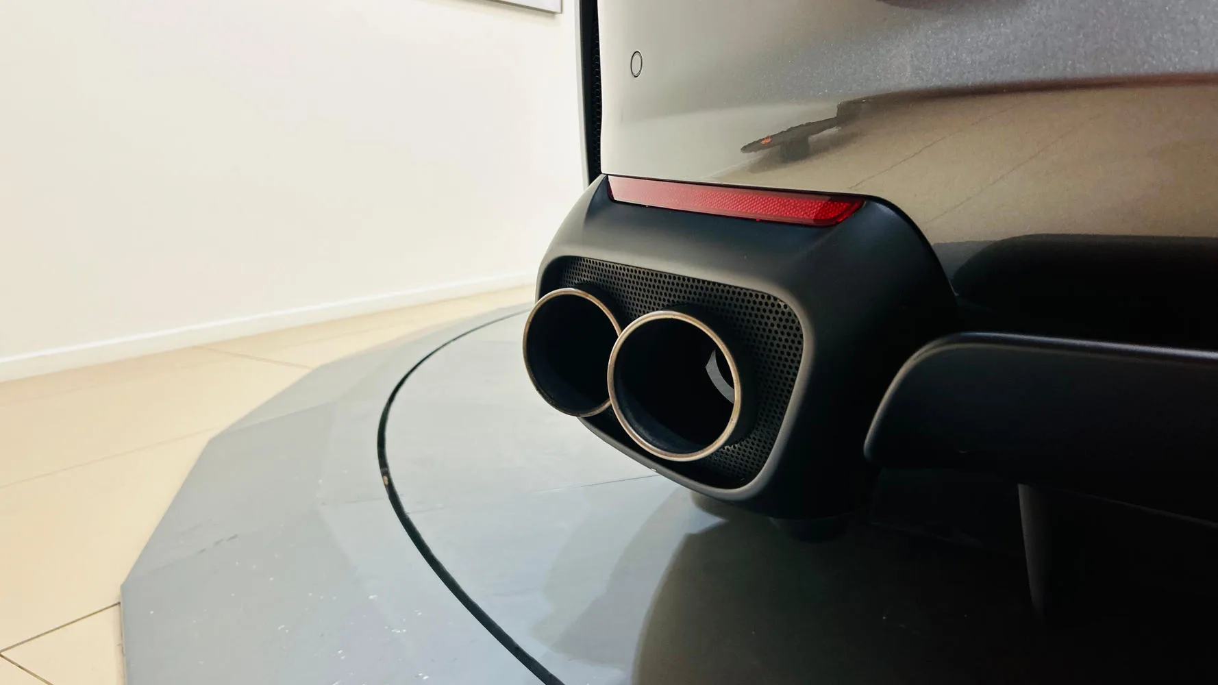 2018 Ferrari 812 Superfast, 21/23