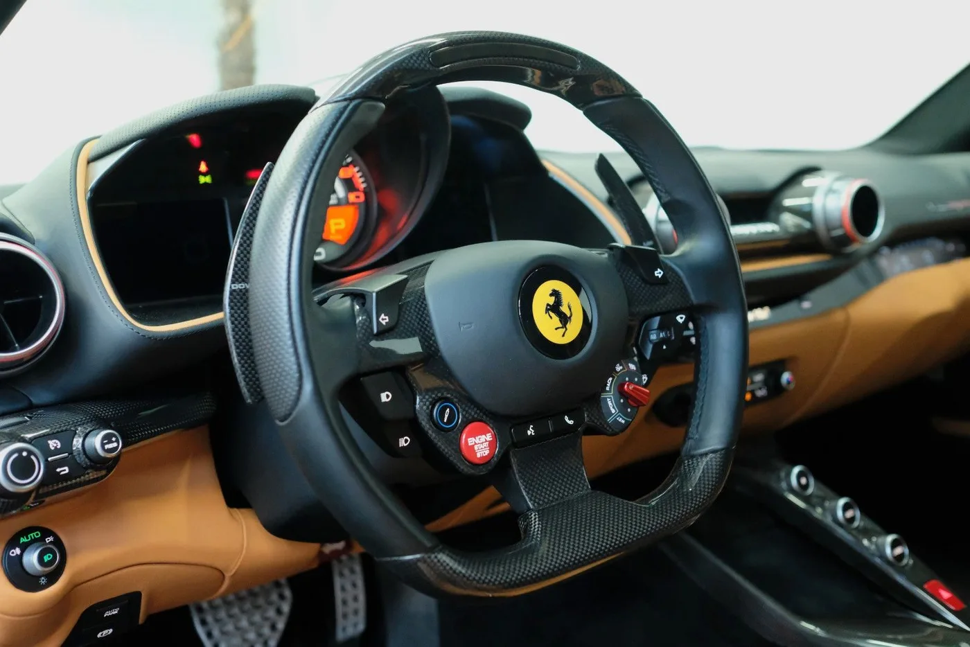 2018 Ferrari 812 Superfast offered by a specialist dealer in Nuremberg, Germany, photo 15 of 25