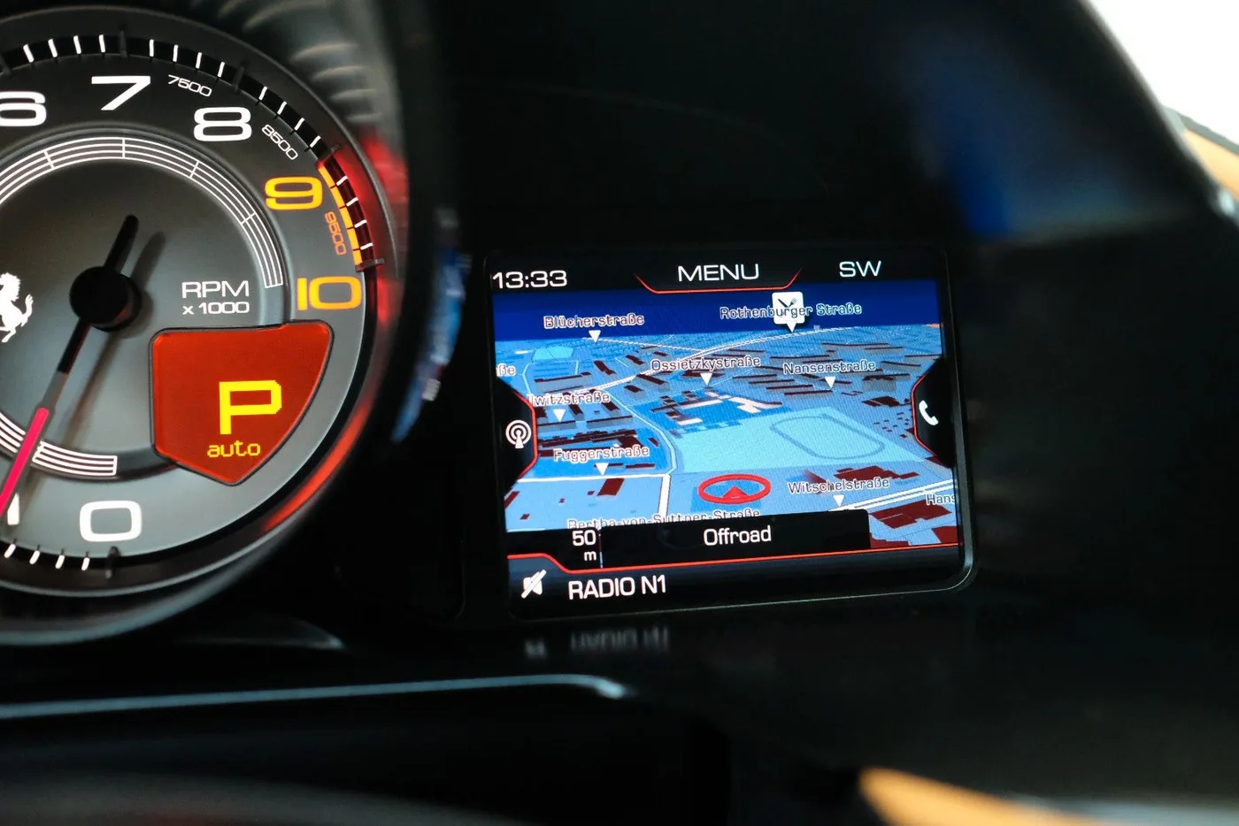 2018 Ferrari 812 Superfast offered by a specialist dealer in Nuremberg, Germany, photo 17 of 25