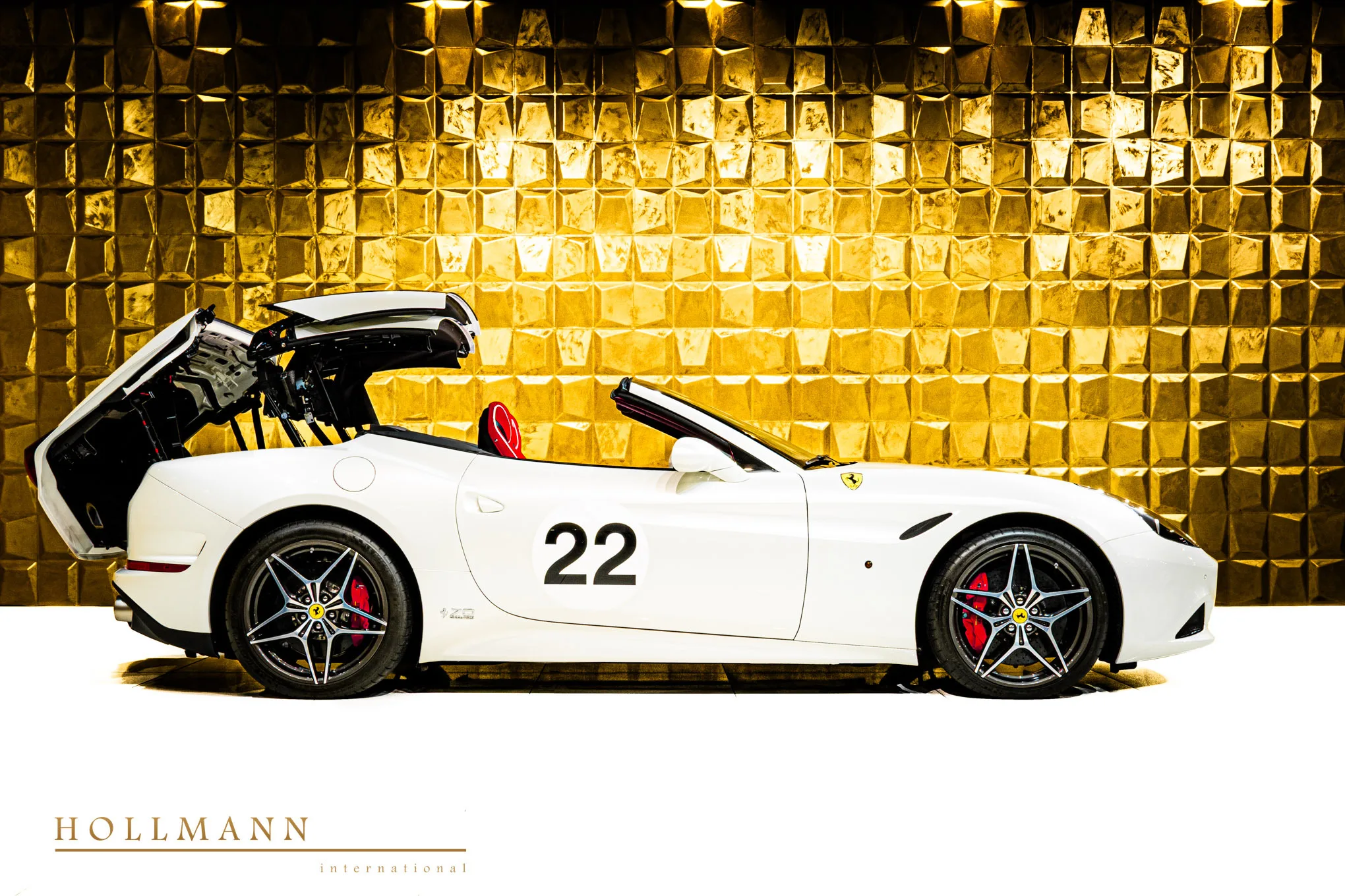 2018 Ferrari California T Tailor Made 70 Anni, 12/30