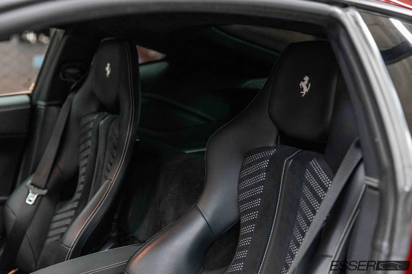 2018 Ferrari F12berlinetta angeboten von einem Fachhändler in Alsdorf, Deutschland, Foto 10 von 10
