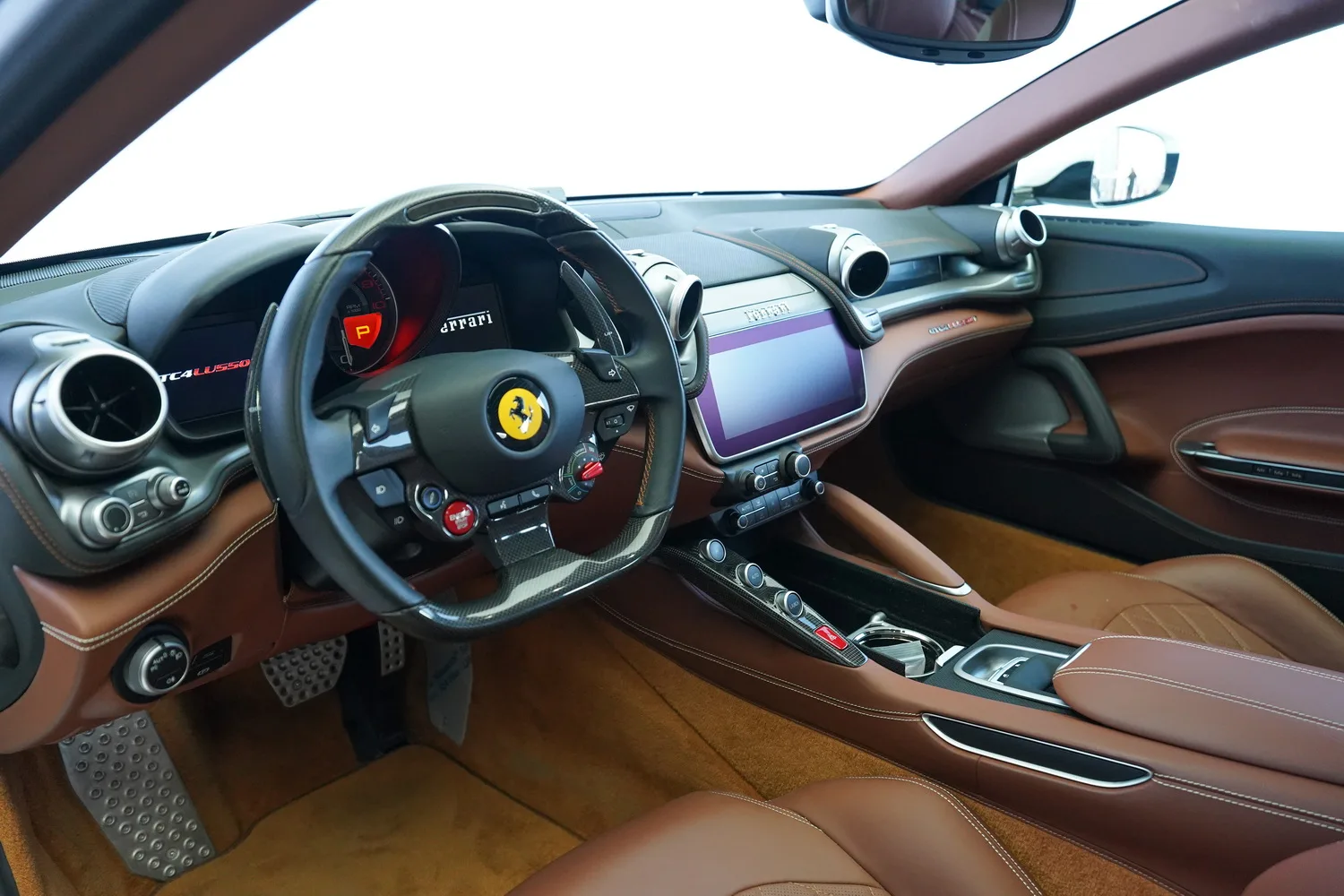2018 Ferrari GTC4Lusso T, 2/15