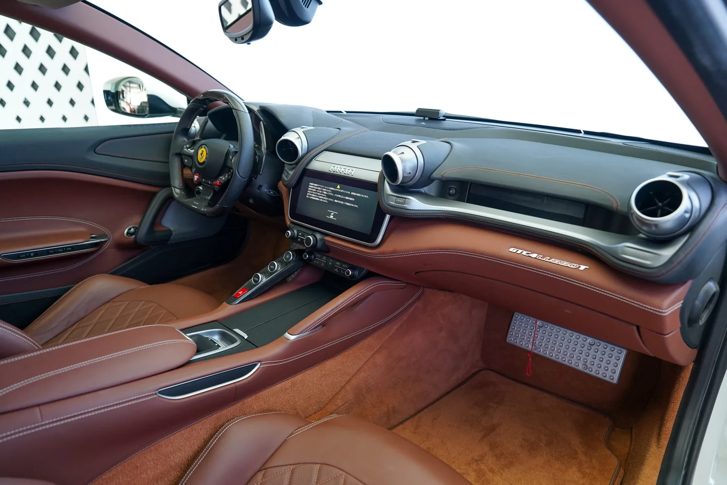 2018 Ferrari GTC4Lusso T, 6/15