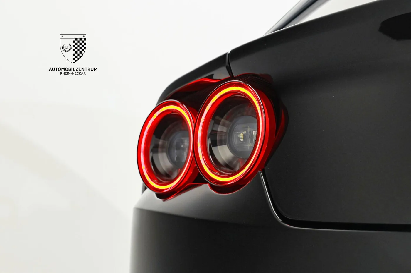 2018 Ferrari GTC4Lusso T angeboten von einem Supersportwagenhändler in Viernheim, Deutschland, Foto 12 von 25