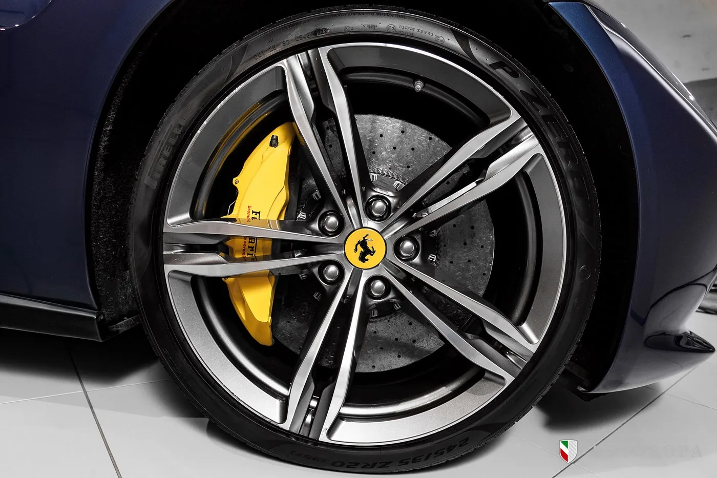 2018 Ferrari GTC4Lusso V12 angeboten von einem offiziellen Ferrari und Maserati-Vertragshändler in Arlöv, Schweden, Foto 10 von 10