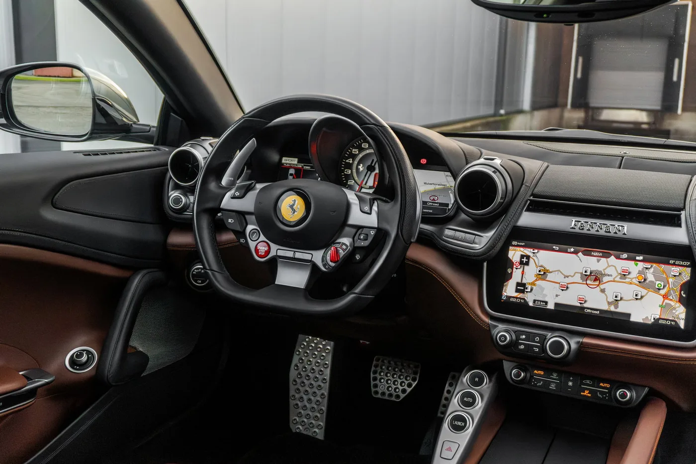 2018 Ferrari GTC4Lusso V12 offered by a supercar dealer in Woerden, Netherlands, photo 23 of 25