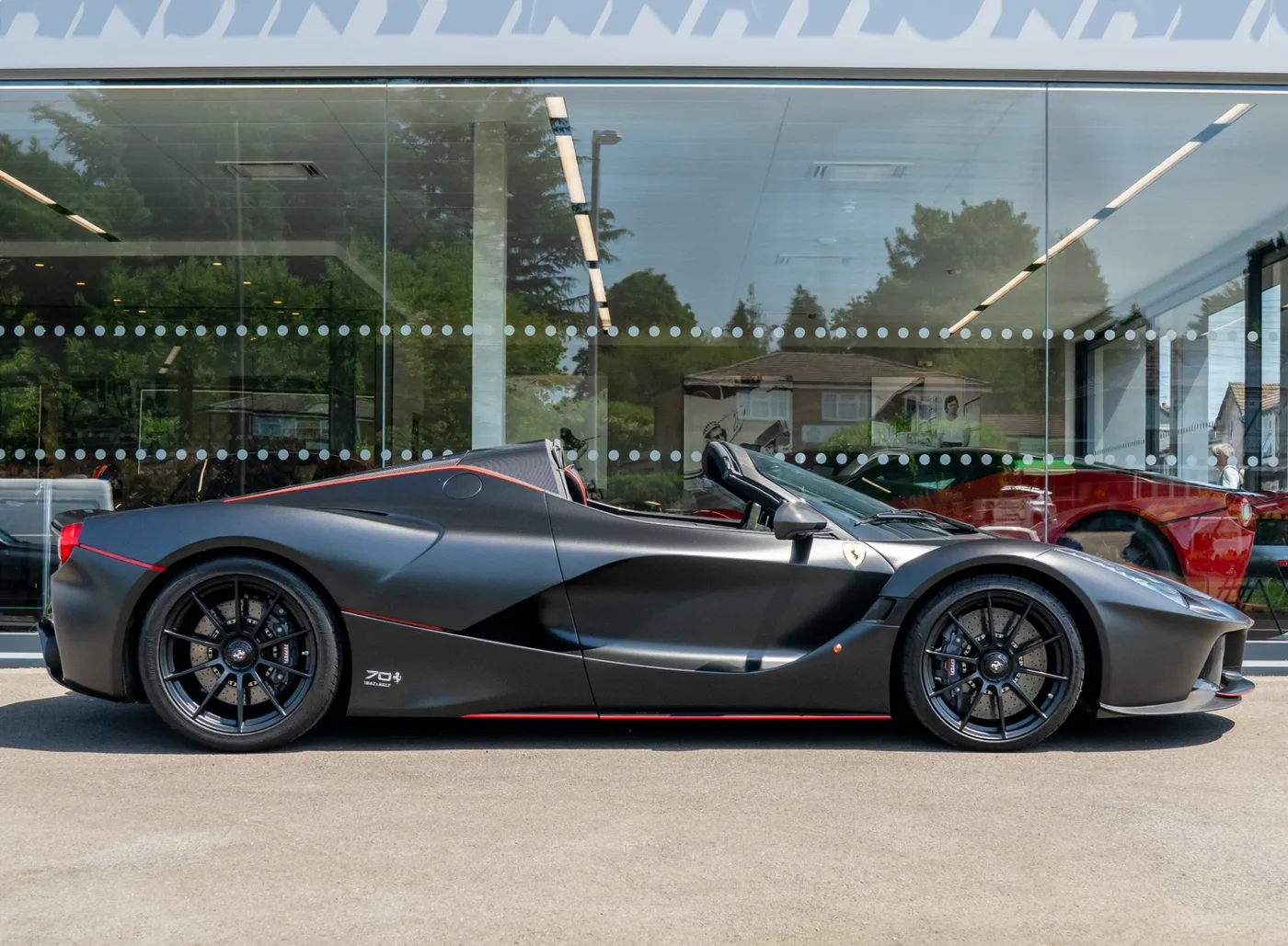 2018 Ferrari LaFerrari Aperta angeboten von einem Fachhändler in Banstead, Vereinigtes Königreich, Foto 3 von 15