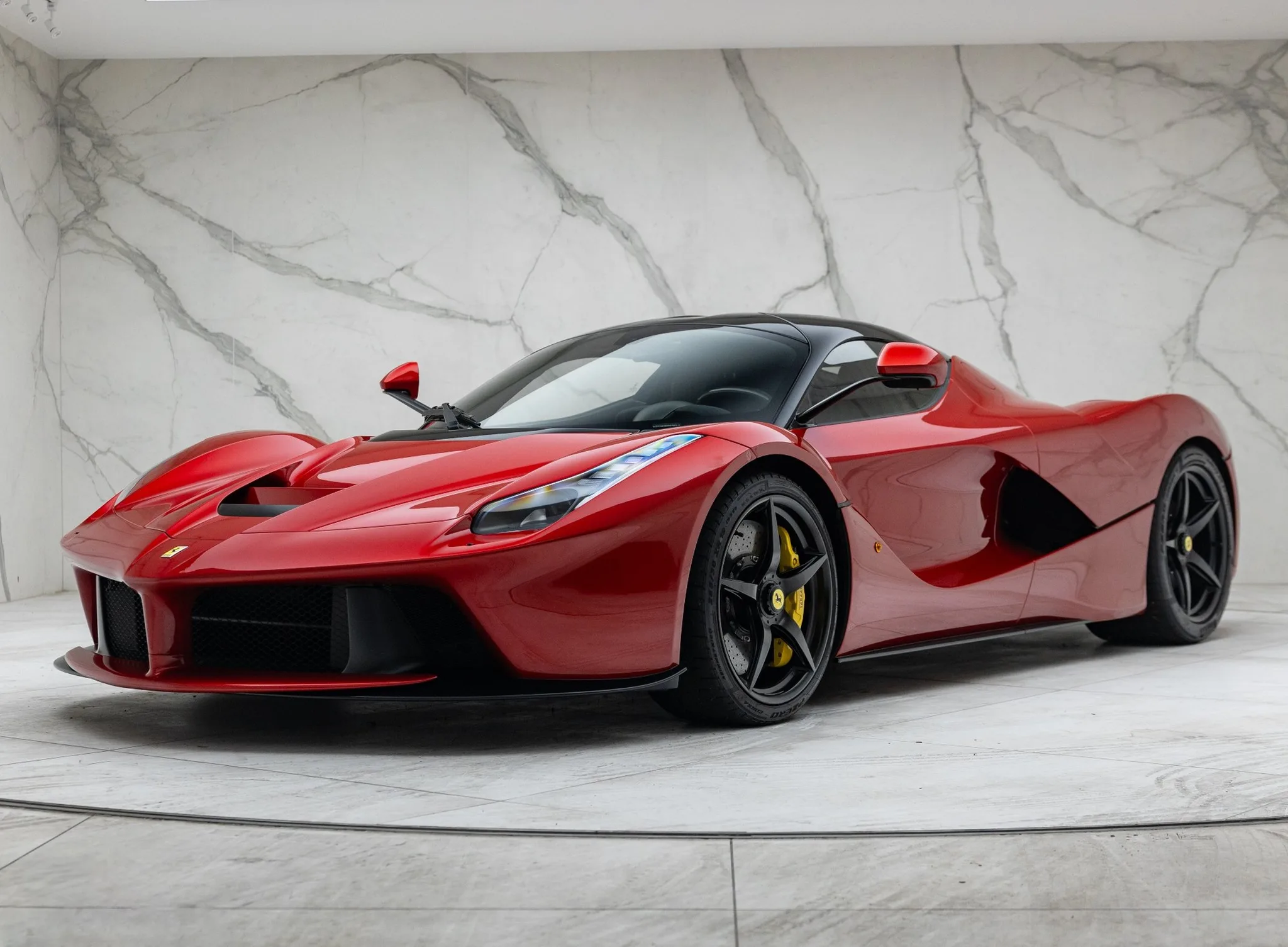 2018 Ferrari LaFerrari angeboten von einem Fachhändler in Banstead, Vereinigtes Königreich, Hauptfoto