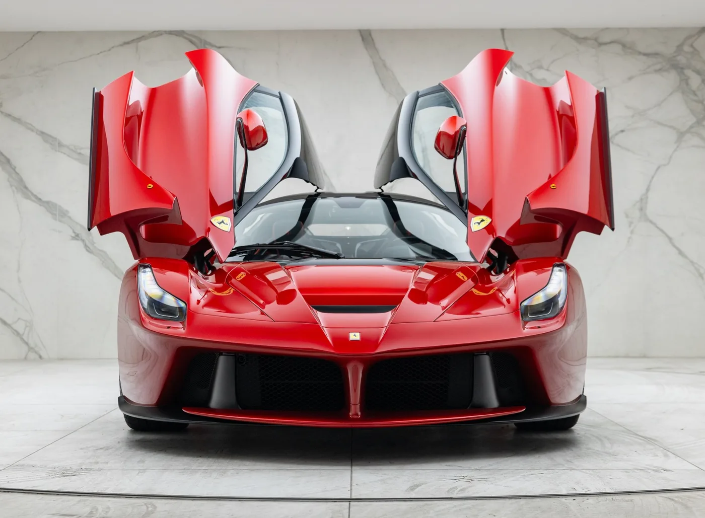 2018 Ferrari LaFerrari angeboten von einem Fachhändler in Banstead, Vereinigtes Königreich, Foto 8 von 15