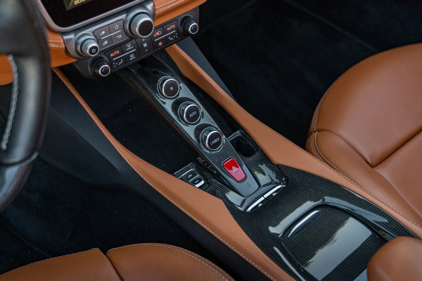 2018 Ferrari Portofino angeboten von einem Supersportwagenhändler in Gronau, Deutschland, Foto 23 von 25