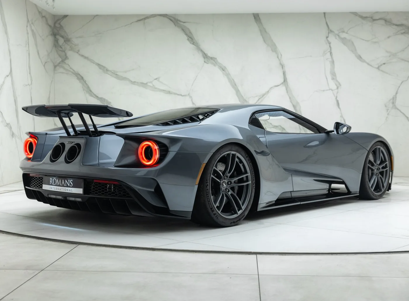 2018 Ford GT proposée par un concessionnaire spécialisé à Banstead, Royaume-Uni, photo 6 sur 15