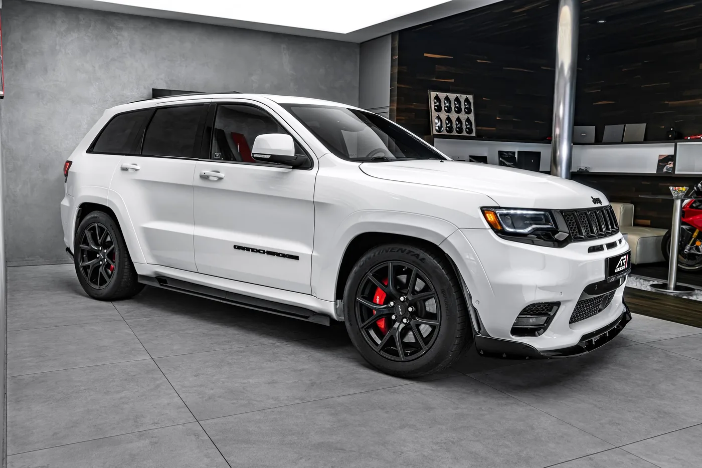 2018 Jeep Grand Cherokee SRT8 angeboten von einem Fachhändler in Ostrava, Tschechien, Foto 4 von 25