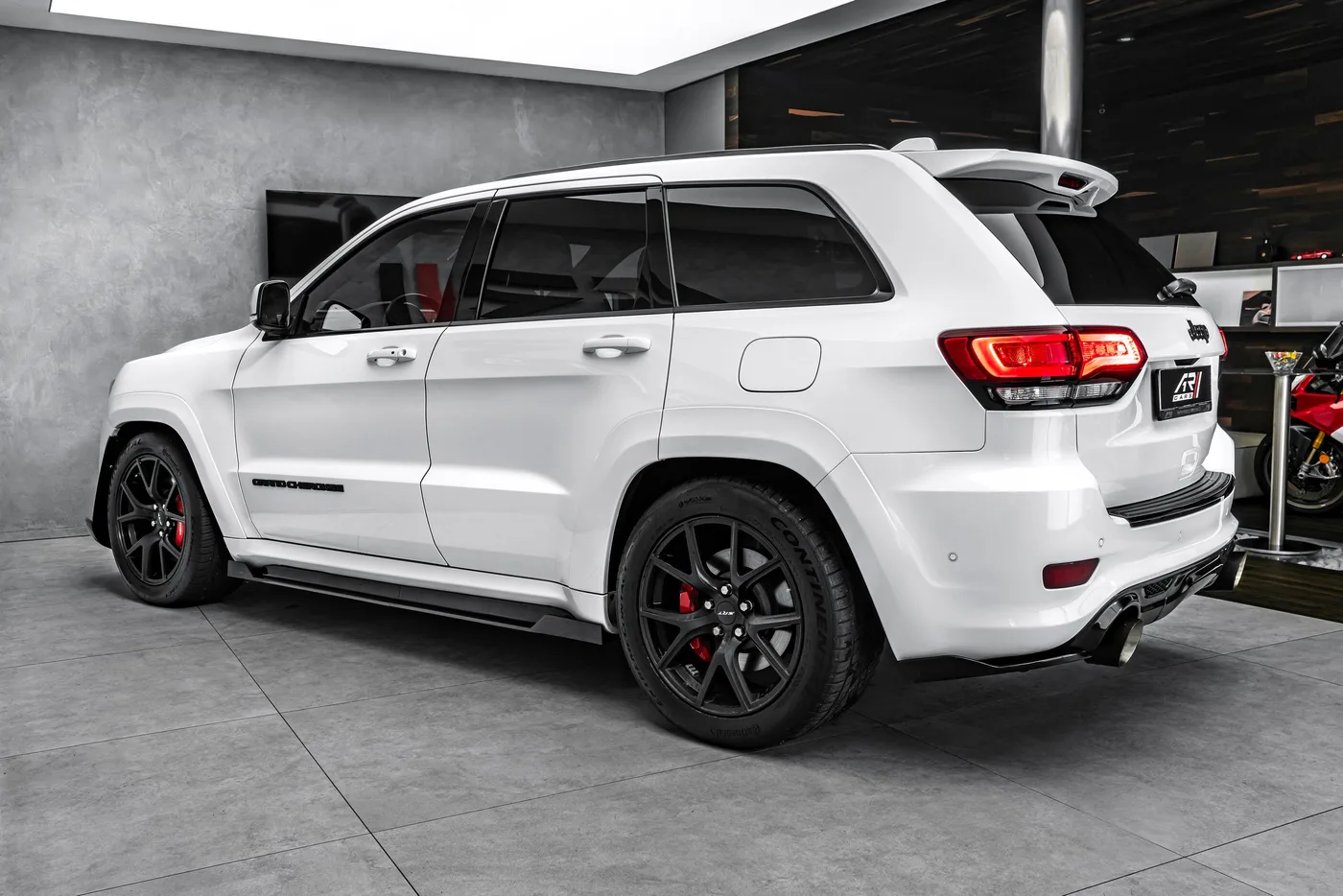 2018 Jeep Grand Cherokee SRT8 angeboten von einem Fachhändler in Ostrava, Tschechien, Foto 7 von 25