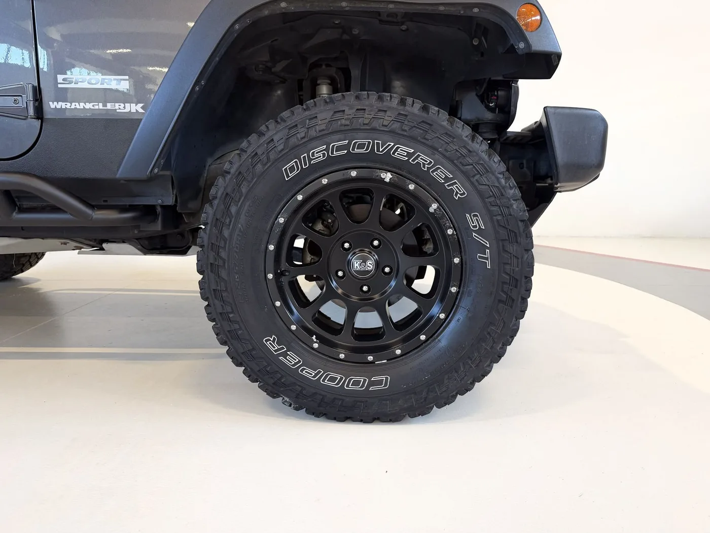 2018 Jeep Wrangler 3.6 V6, Sahara angeboten von einem Fachhändler in Lucca, Italien, Foto 7 von 24