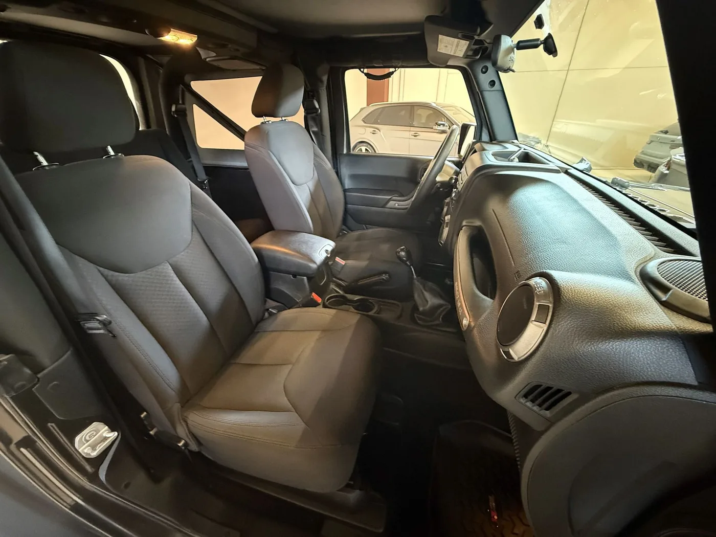 2018 Jeep Wrangler 3.6 V6, Sahara angeboten von einem Fachhändler in Lucca, Italien, Foto 12 von 24