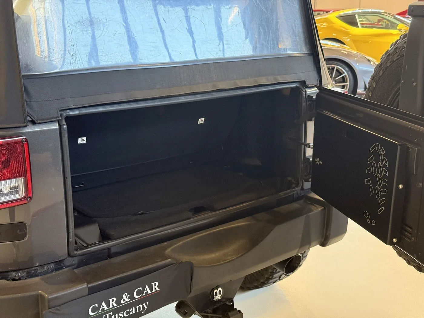 2018 Jeep Wrangler 3.6 V6, Sahara angeboten von einem Fachhändler in Lucca, Italien, Foto 20 von 24