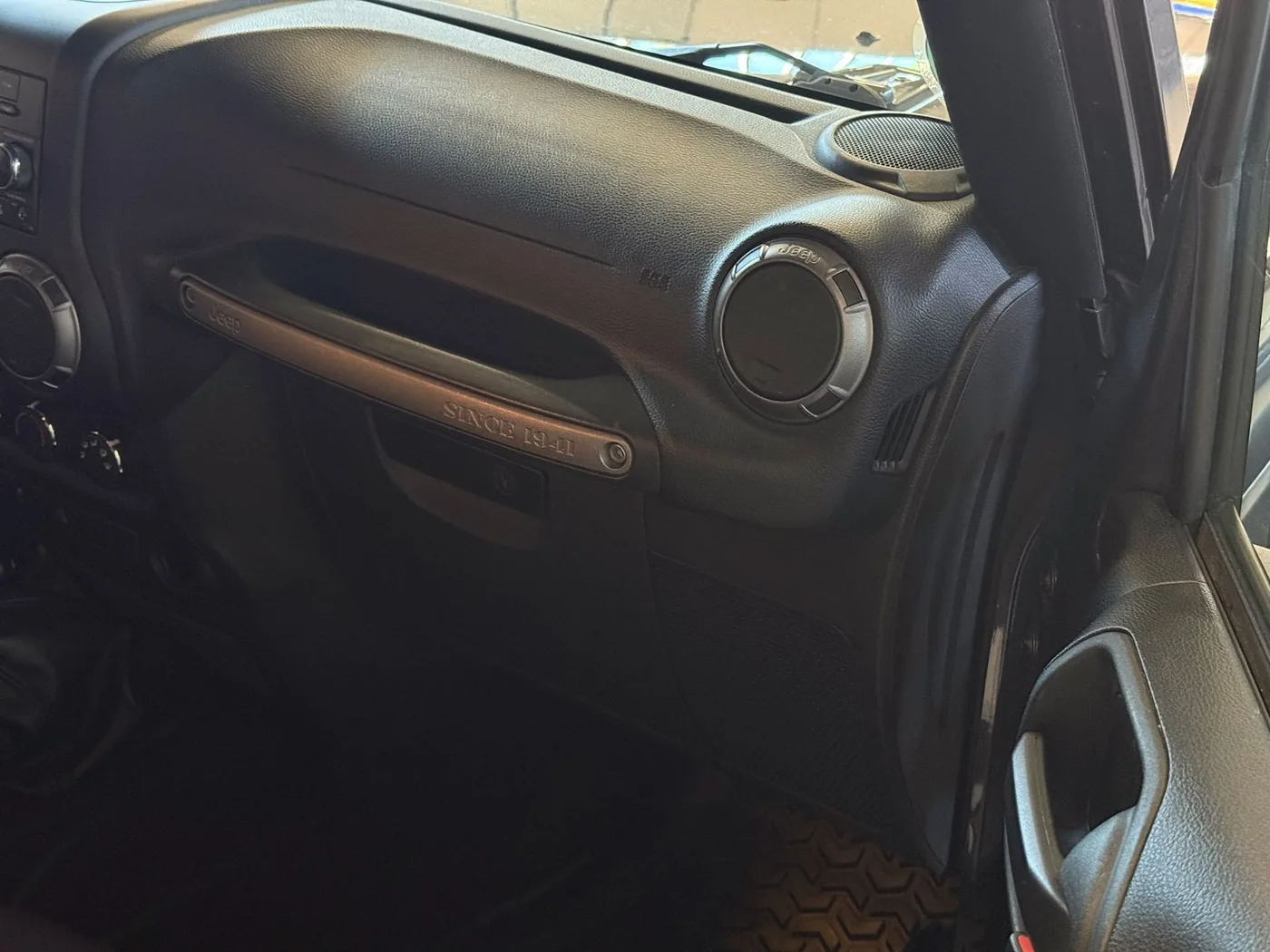 2018 Jeep Wrangler 3.6 V6, Sahara angeboten von einem Fachhändler in Lucca, Italien, Foto 23 von 24