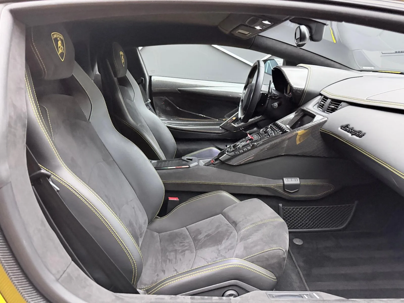 2018 Lamborghini Aventador S, 15/22