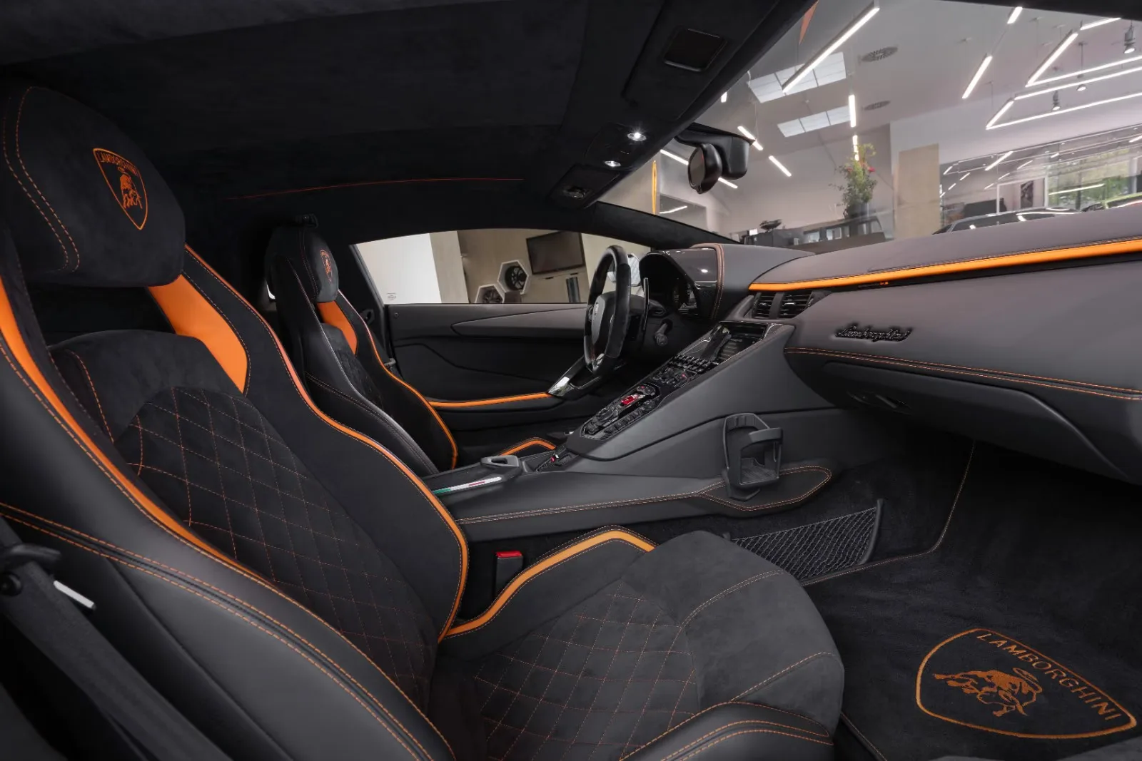 2018 Lamborghini Aventador S, 6/16