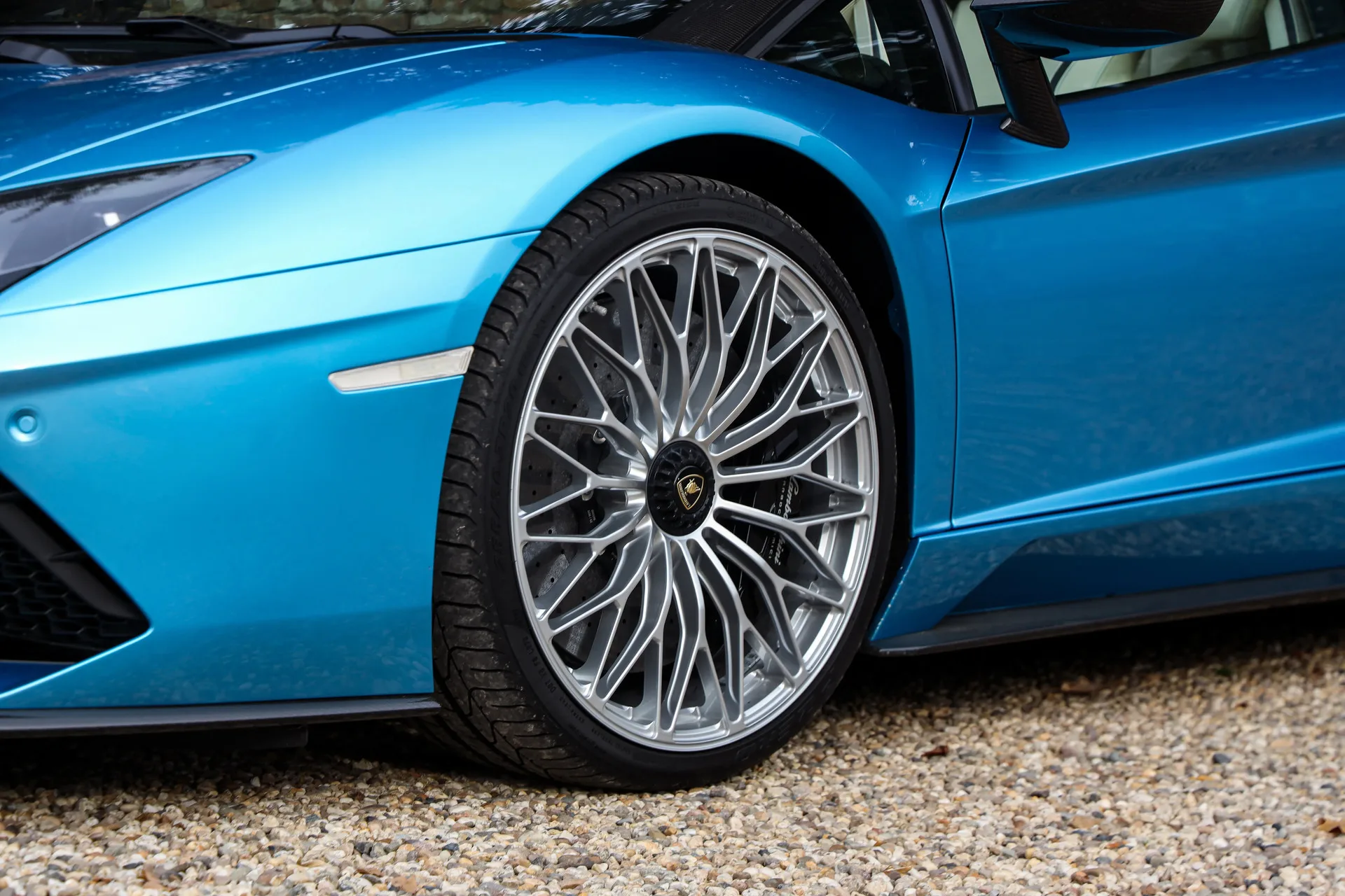 2018 Lamborghini Aventador S Roadster, 15/30