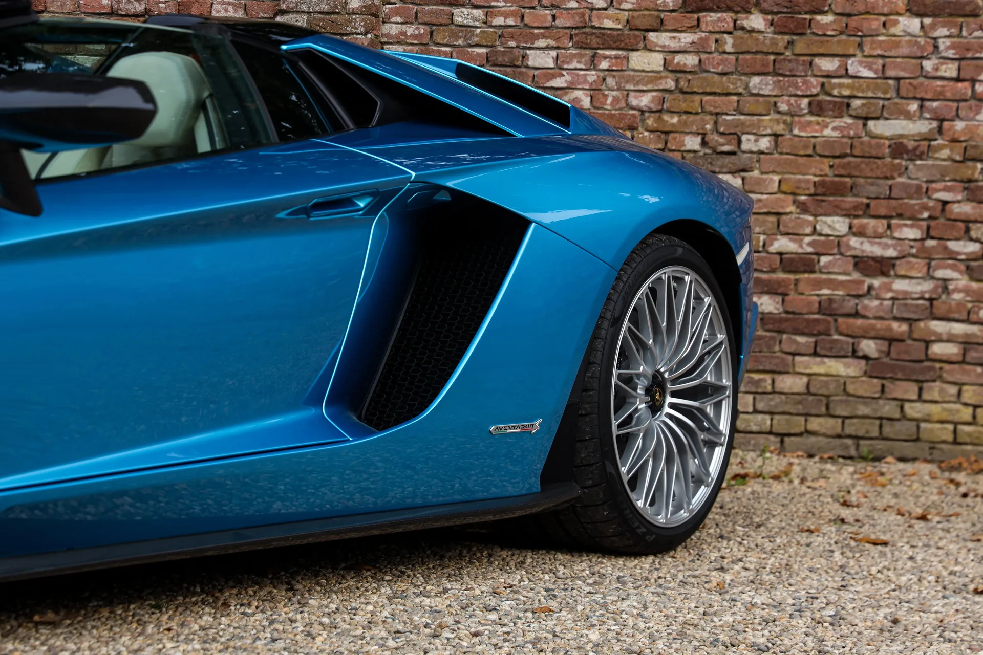 2018 Lamborghini Aventador S Roadster, 16/30