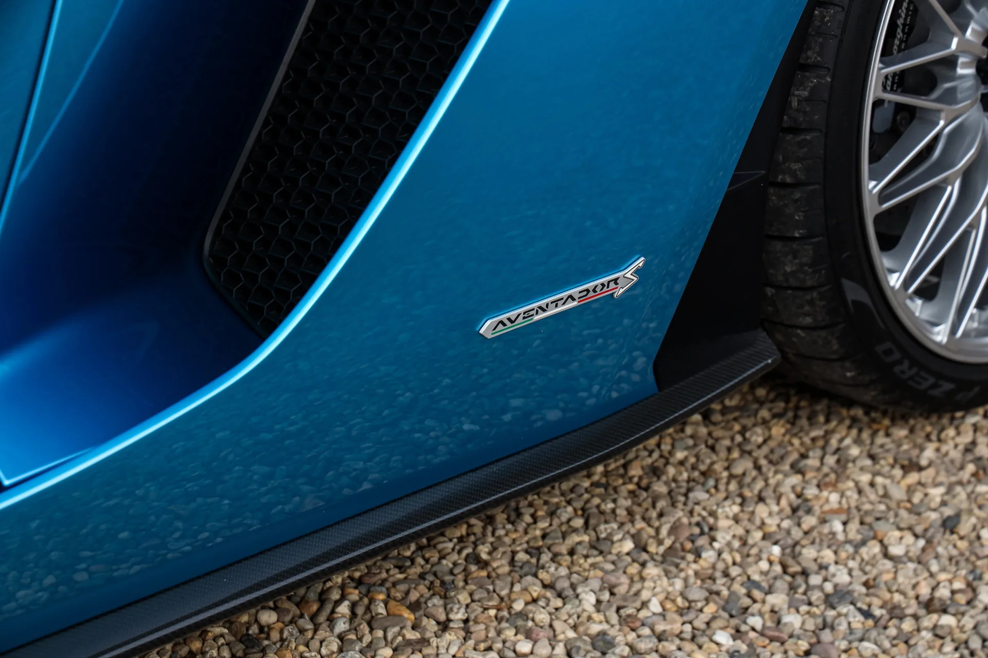 2018 Lamborghini Aventador S Roadster, 18/30