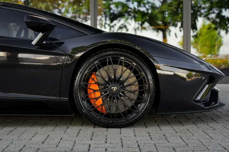 2018 Lamborghini Aventador S Roadster, 9/20