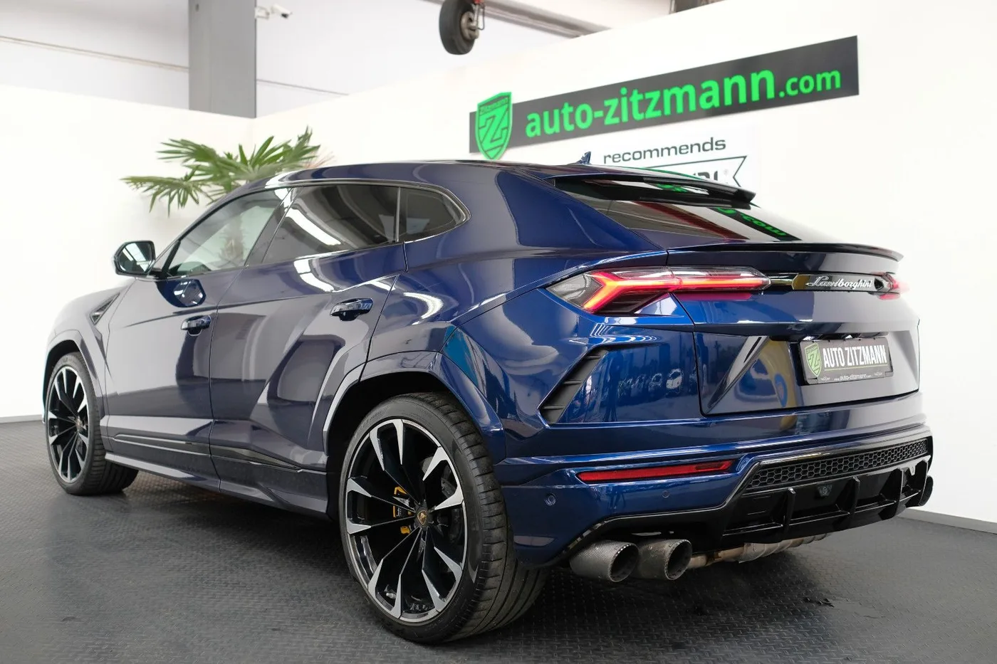 2018 Lamborghini Urus angeboten von einem Fachhändler in Nuremberg, Deutschland, Foto 2 von 15