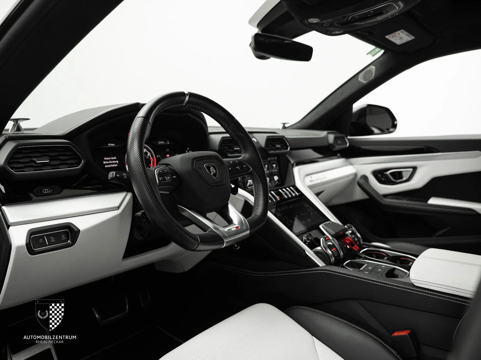 2018 Lamborghini Urus, 10/30