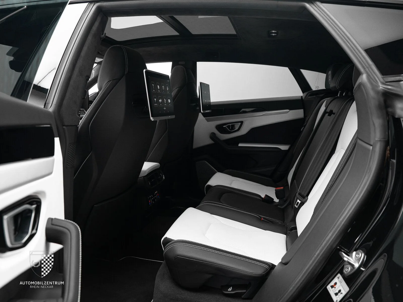 2018 Lamborghini Urus, 20/30
