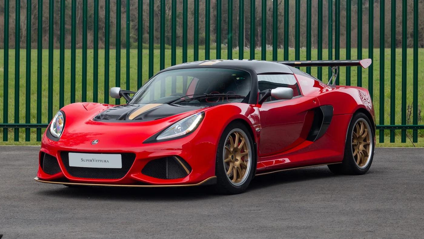 2018 Lotus Exige Cup 430 offered by a specialist dealer in Sunningdale, United Kingdom, photo 2 of 10