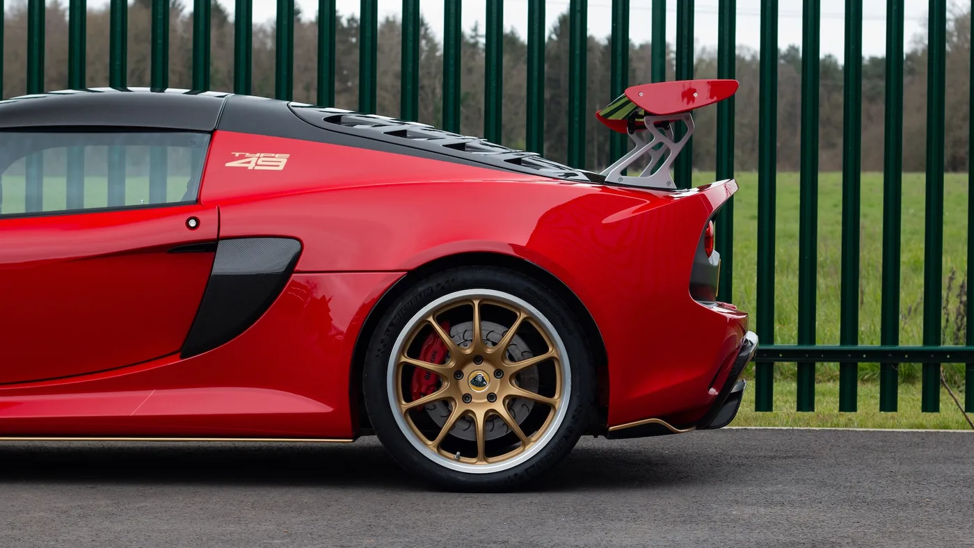 2018 Lotus Exige Cup 430 offered by a specialist dealer in Sunningdale, United Kingdom, photo 10 of 10