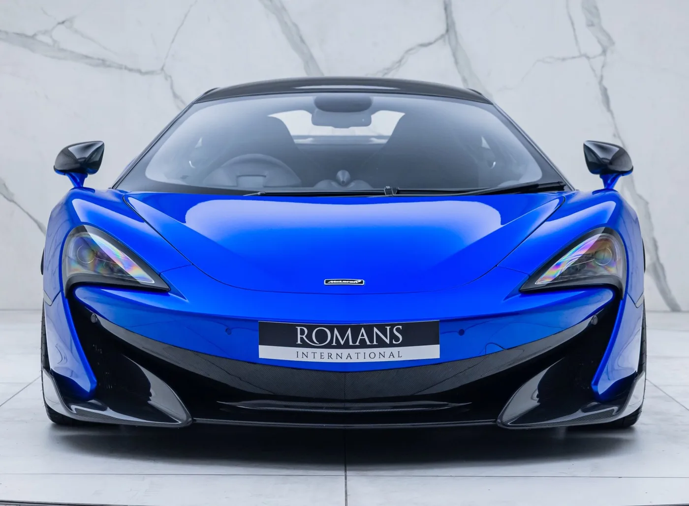 2018 McLaren 600LT offered by a specialist dealer in Banstead, United Kingdom, photo 6 of 15