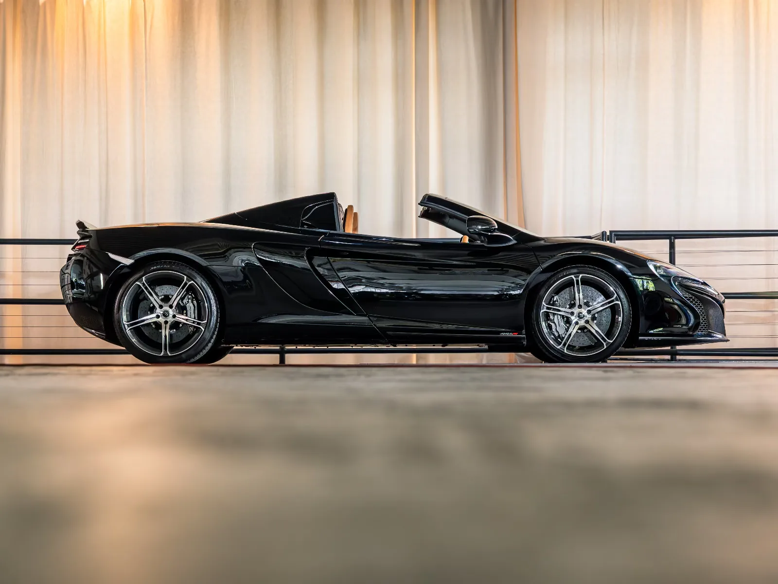 2018 McLaren 650S Spider, 3/30